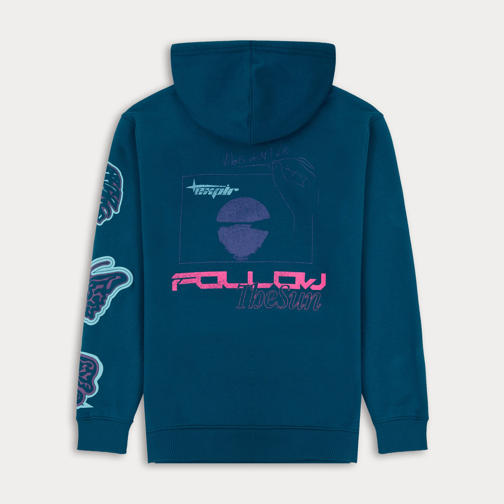 Trendy Men’s Hooded Sweatshirt